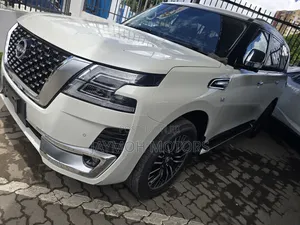 Nissan Patrol 2020 White