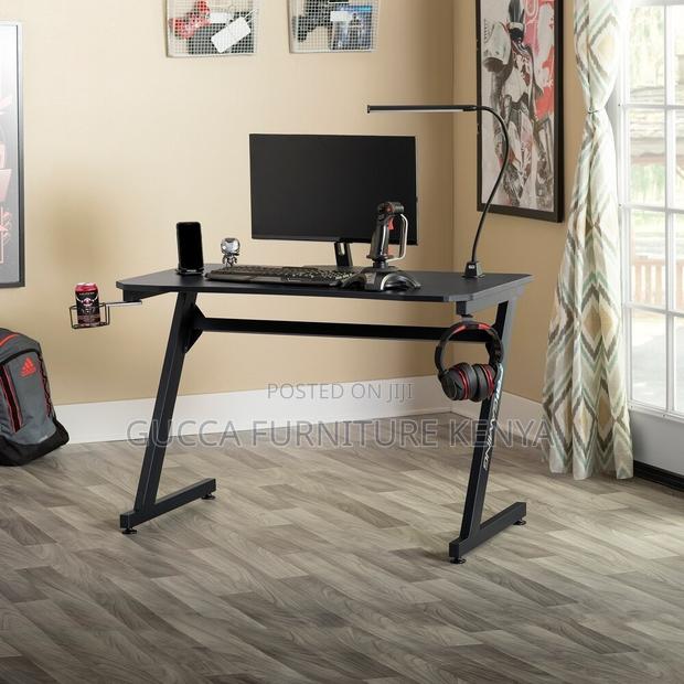120cm X 60cm Black Ergonomic Gaming Desk - main view