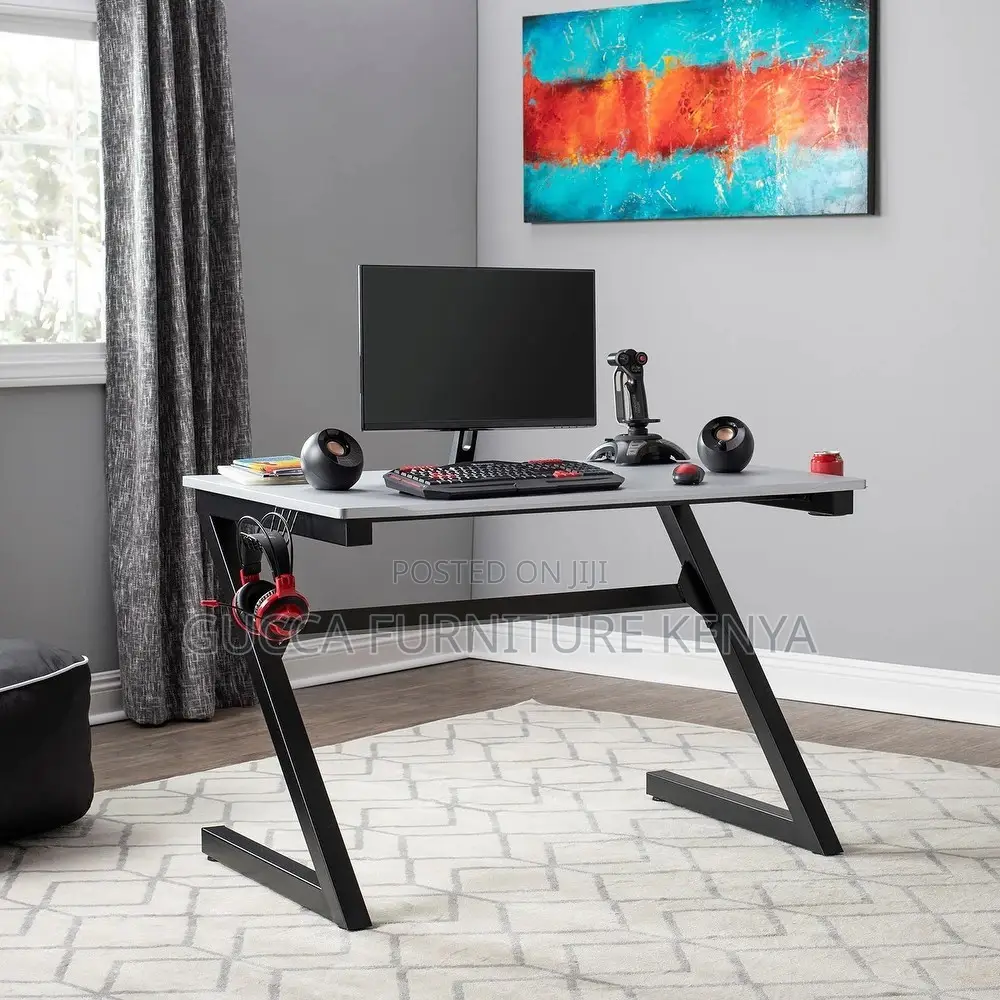 120cm X 60cm Black Ergonomic Gaming Desk