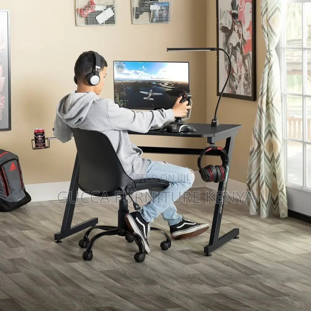 120cm X 60cm Black Ergonomic Gaming Desk