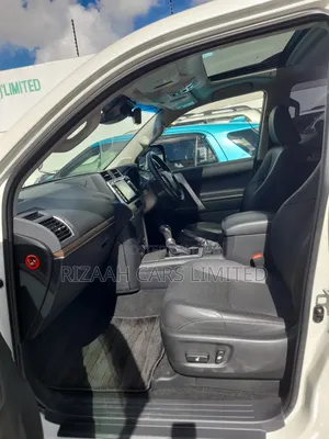 Toyota Land Cruiser Prado 2.8 2018 White