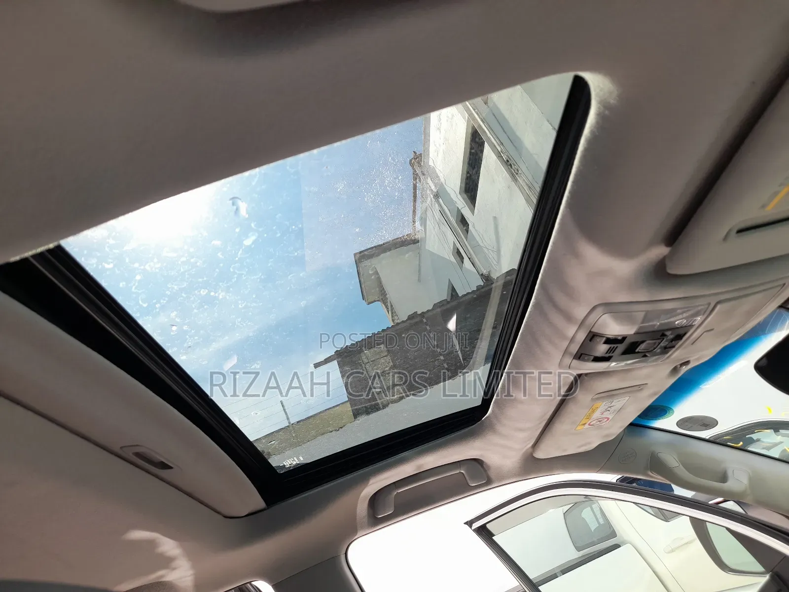 Toyota Land Cruiser Prado 2.8 2018 White