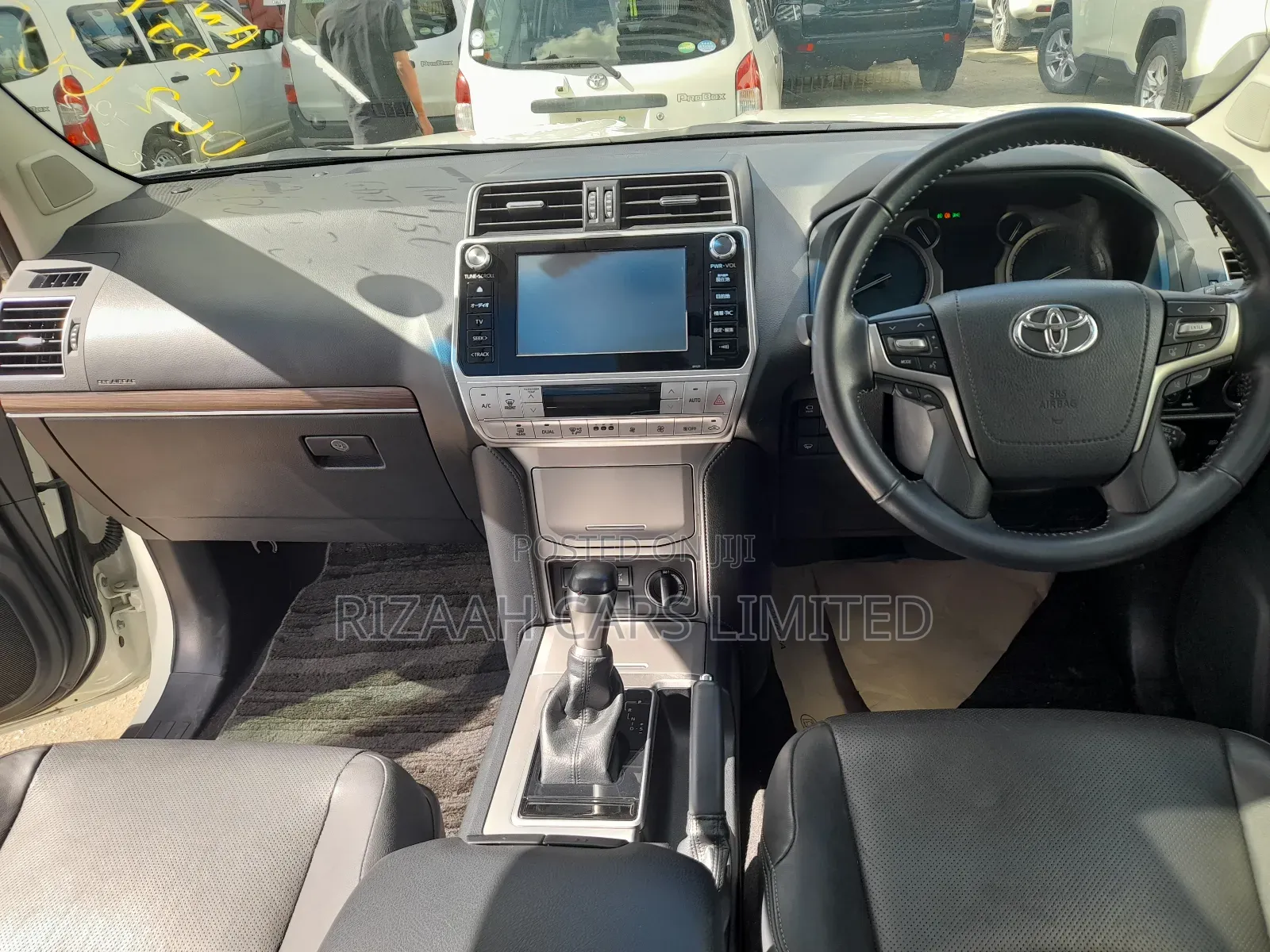 Toyota Land Cruiser Prado 2.8 2018 White