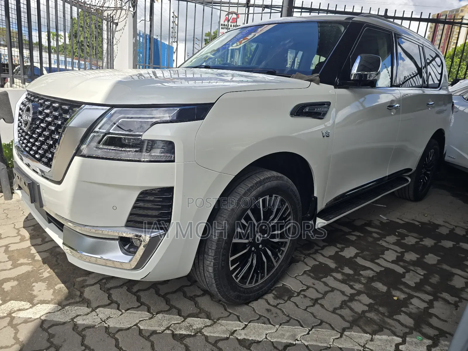 Nissan Patrol 2020 White