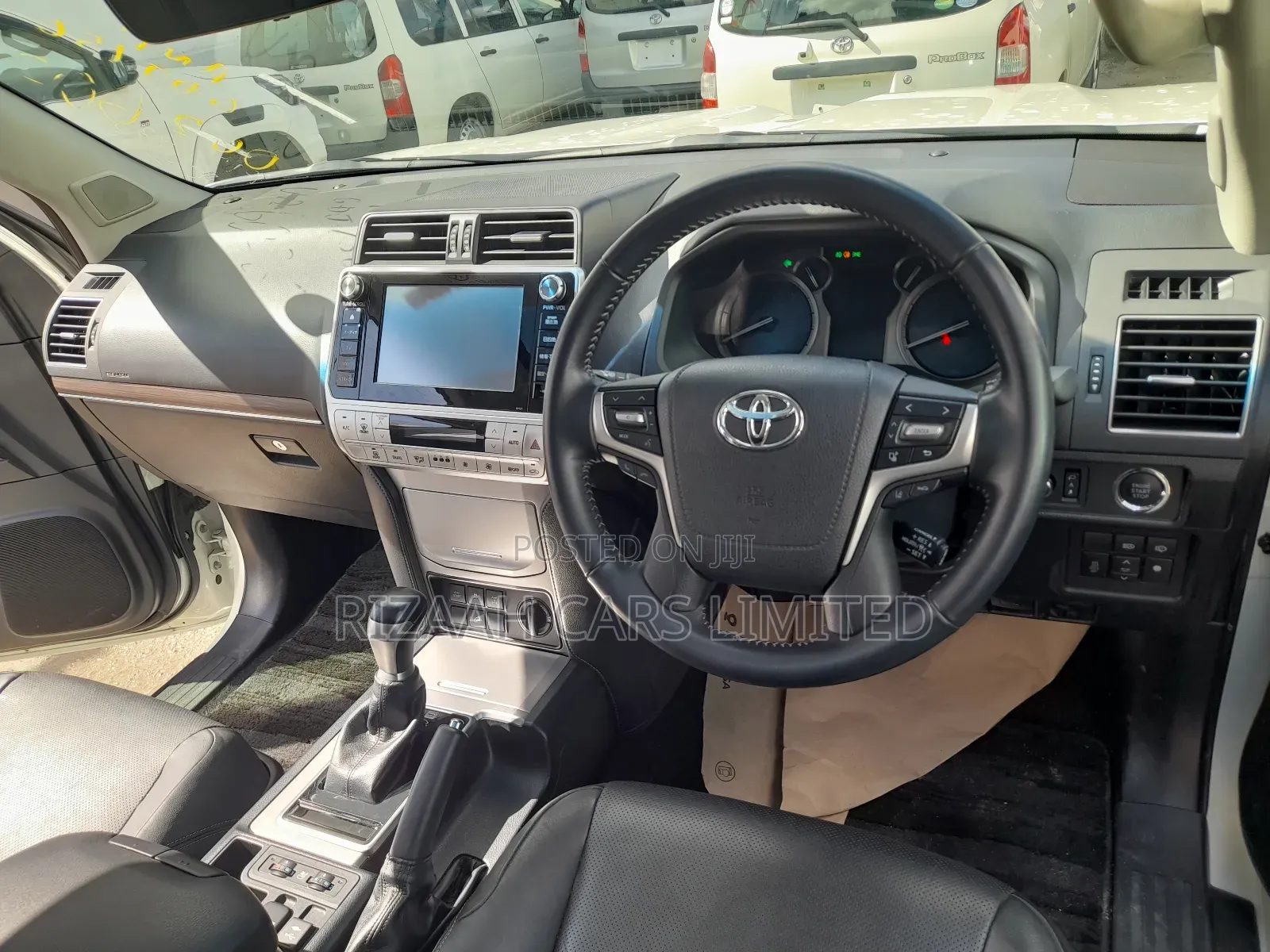 Toyota Land Cruiser Prado 2.8 2018 White