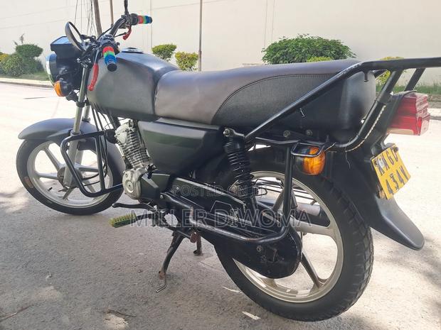 Honda CB 2024 Blue - thumbnail 4