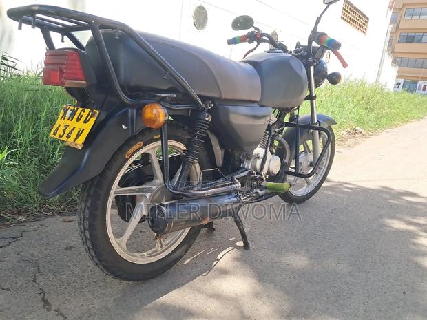 Honda CB 2024 Blue - thumbnail 12