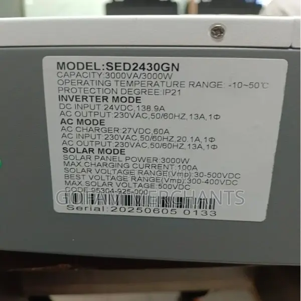 3000w Hybrid Solar Inverter Pure Sinewave Supports 9 Units in Parallel