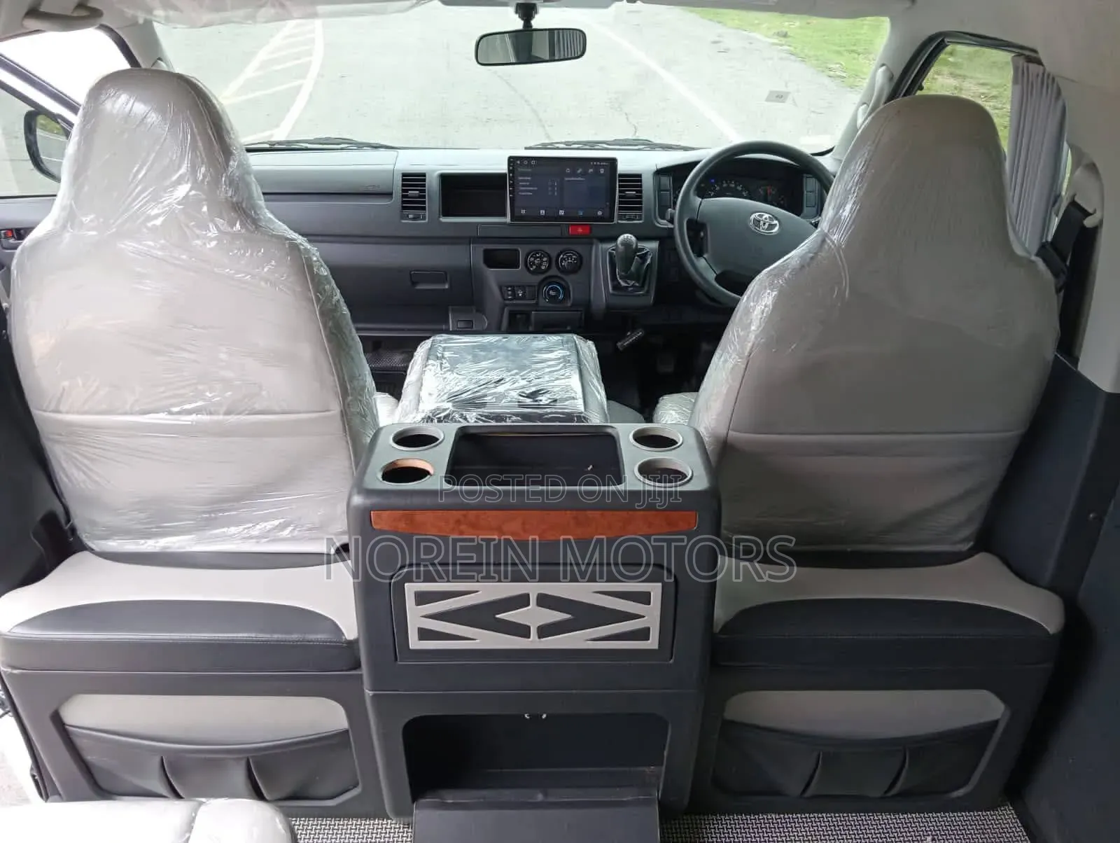 Toyota Granace 2020 White