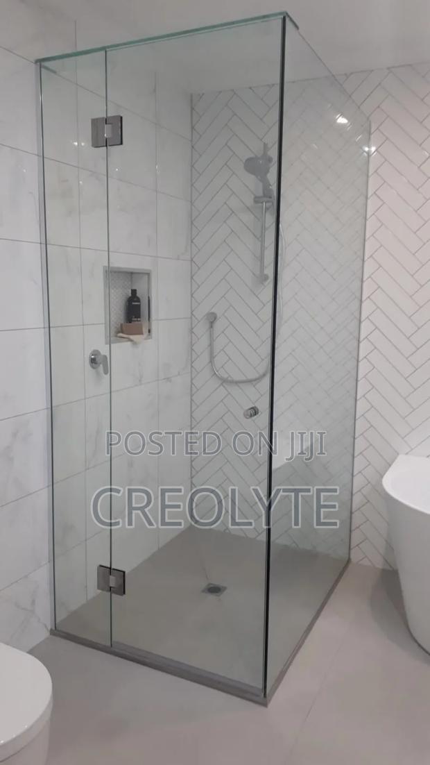 Premier Shower Cubicle