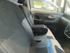 Daihatsu Move 2019 Silver