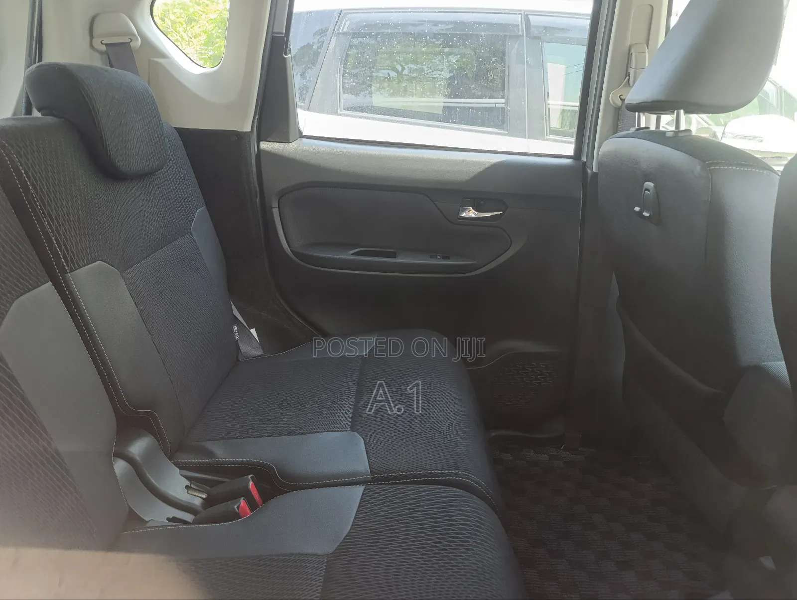 Daihatsu Move 2019 Silver