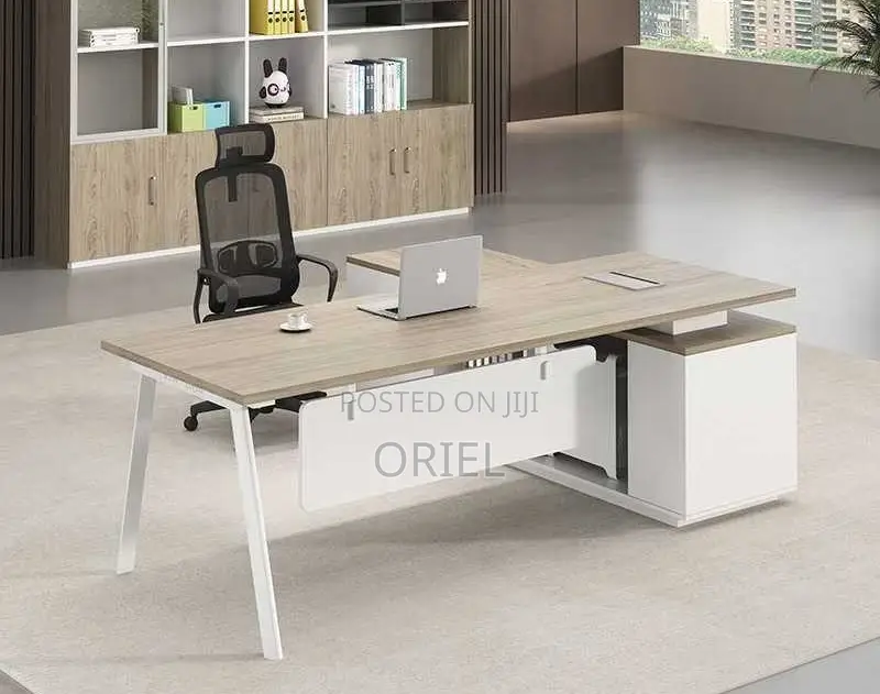 Modern Office Desk : Executive Office Desk L-Shaped 1.8m