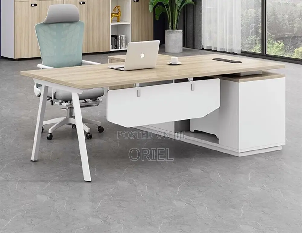 Modern Office Desk : Executive Office Desk L-Shaped 1.8m