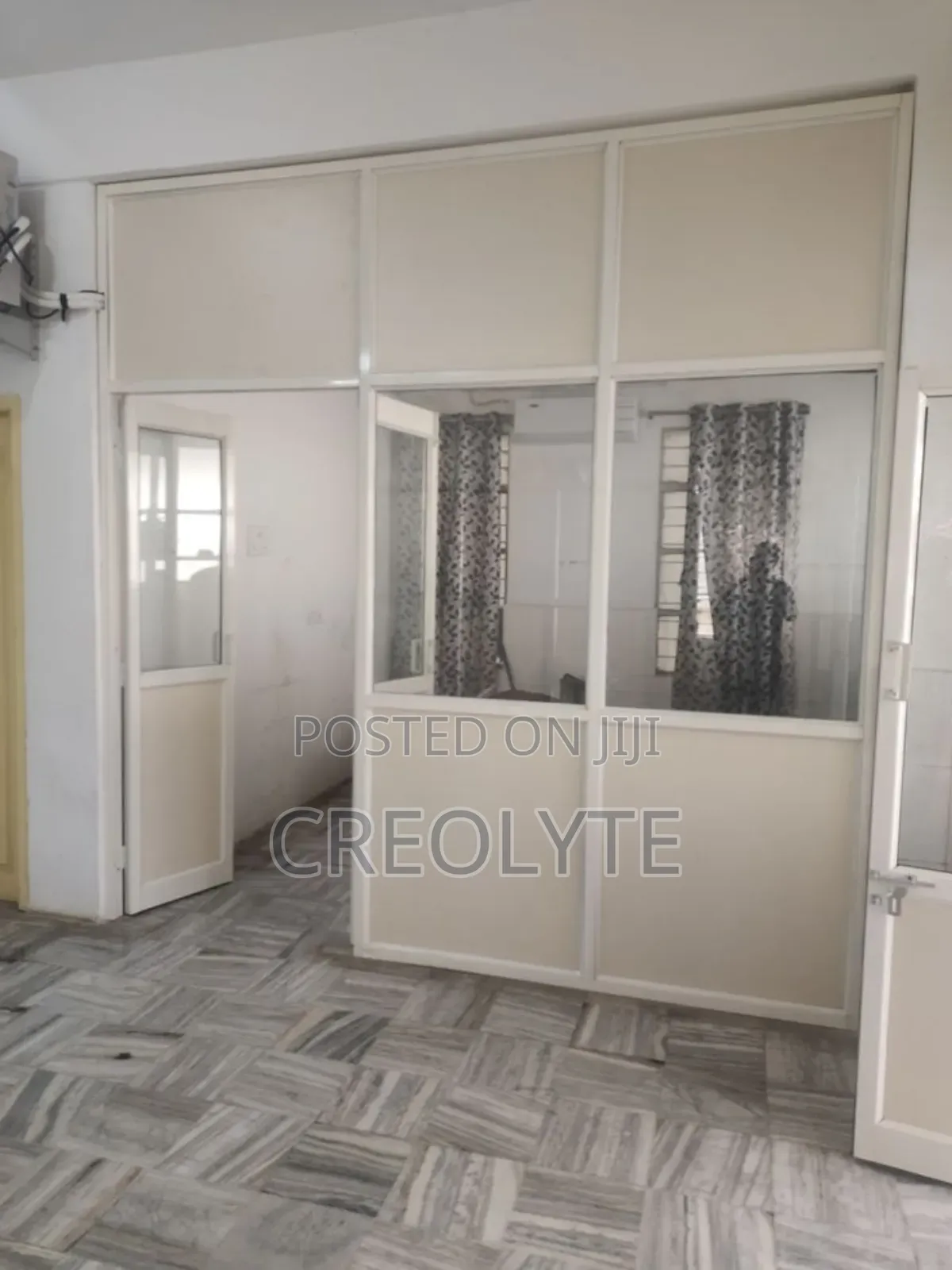 Modern Office Partitioning