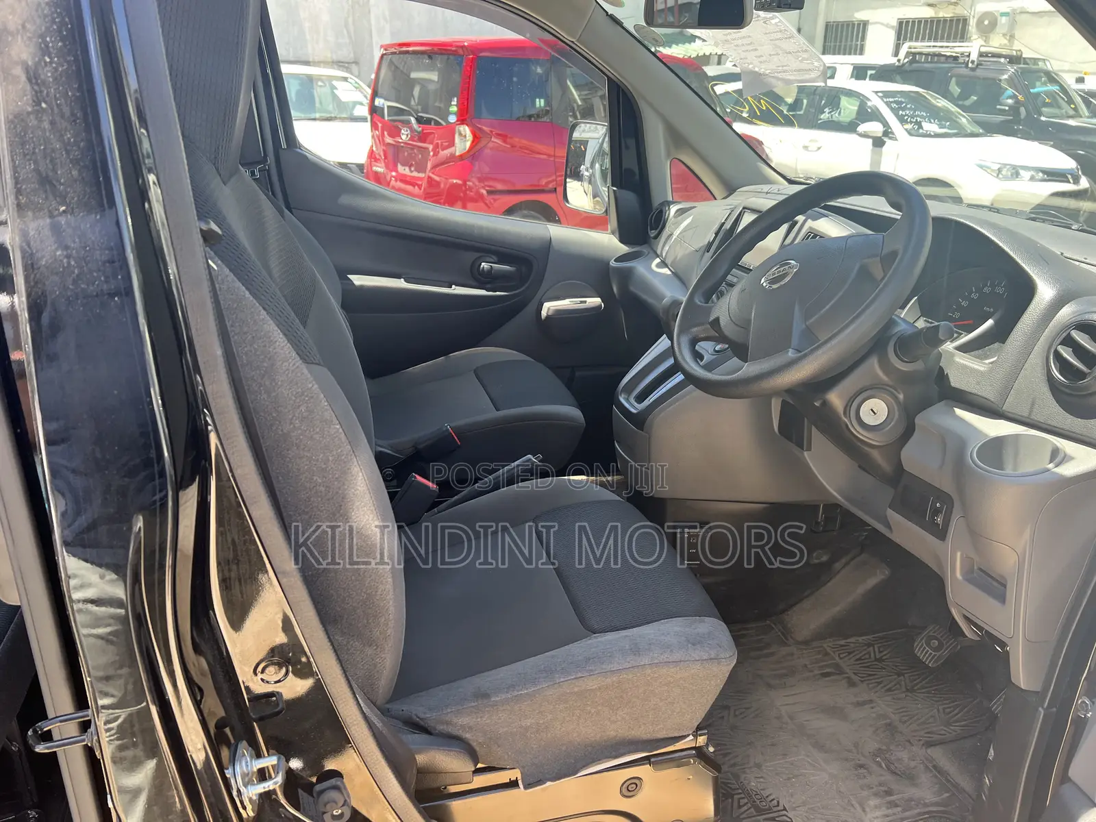 Nissan NV200 2019 Black