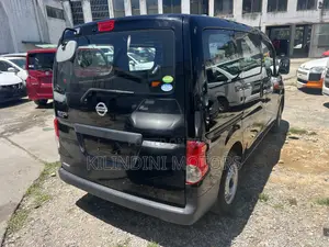 Nissan NV200 2019 Black