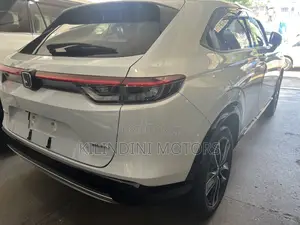 Honda Vezel 2020 White