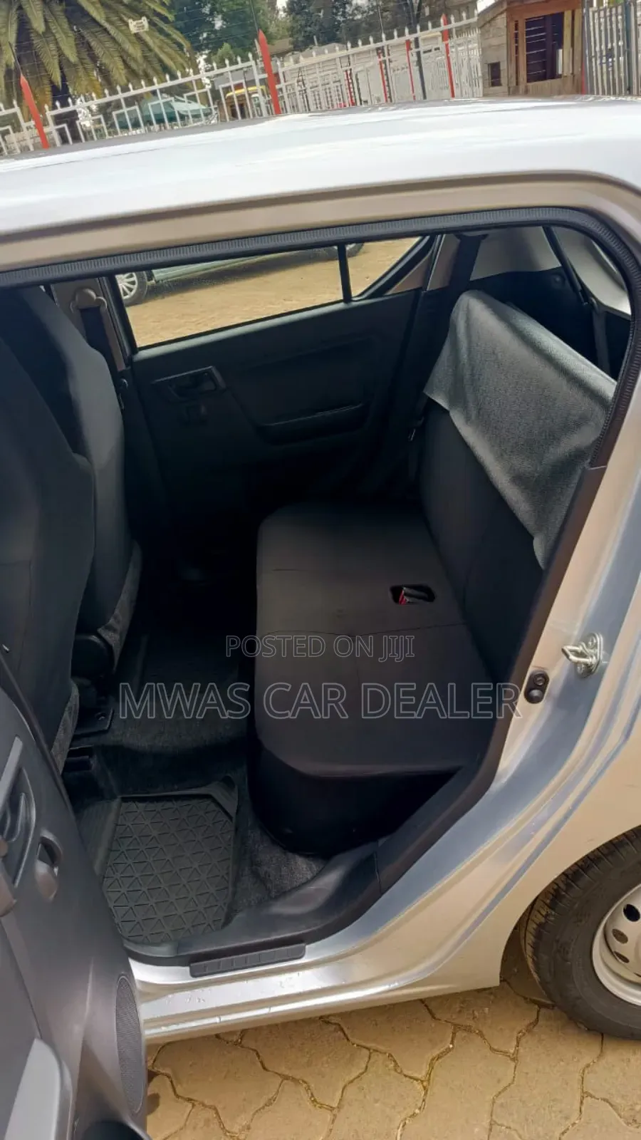 Daihatsu Mira 2018 Silver