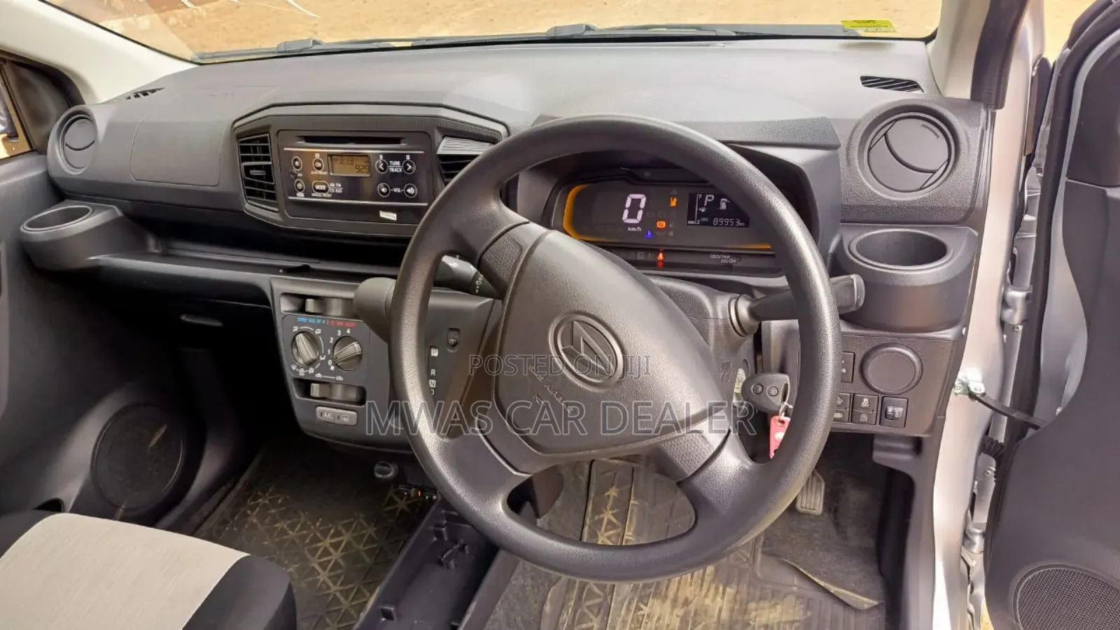 Daihatsu Mira 2018 Silver