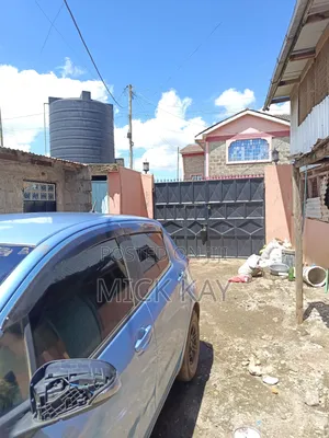 3bdrm House in Green Castle Estate, Kenyatta Road / Theta  for rent