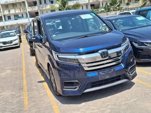 Honda Stepwgn 2018 Blue