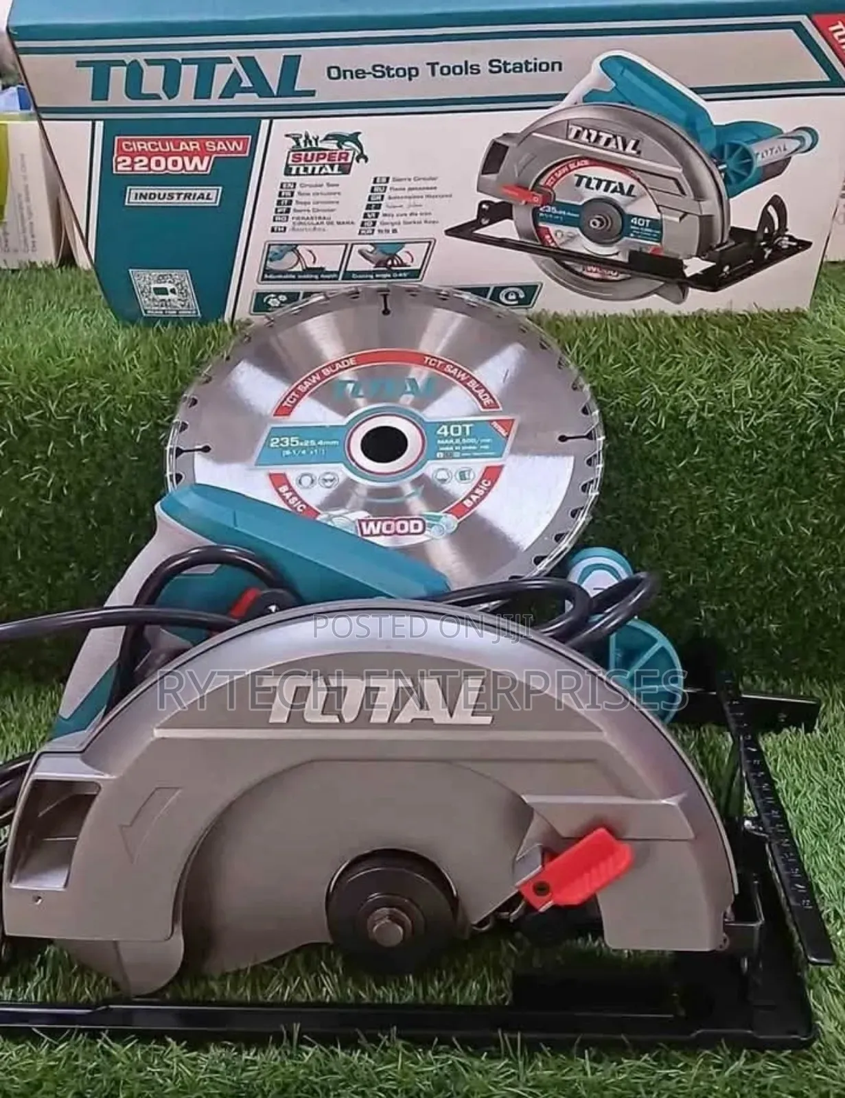 Total 9" Electric Circular Saw 2200watts