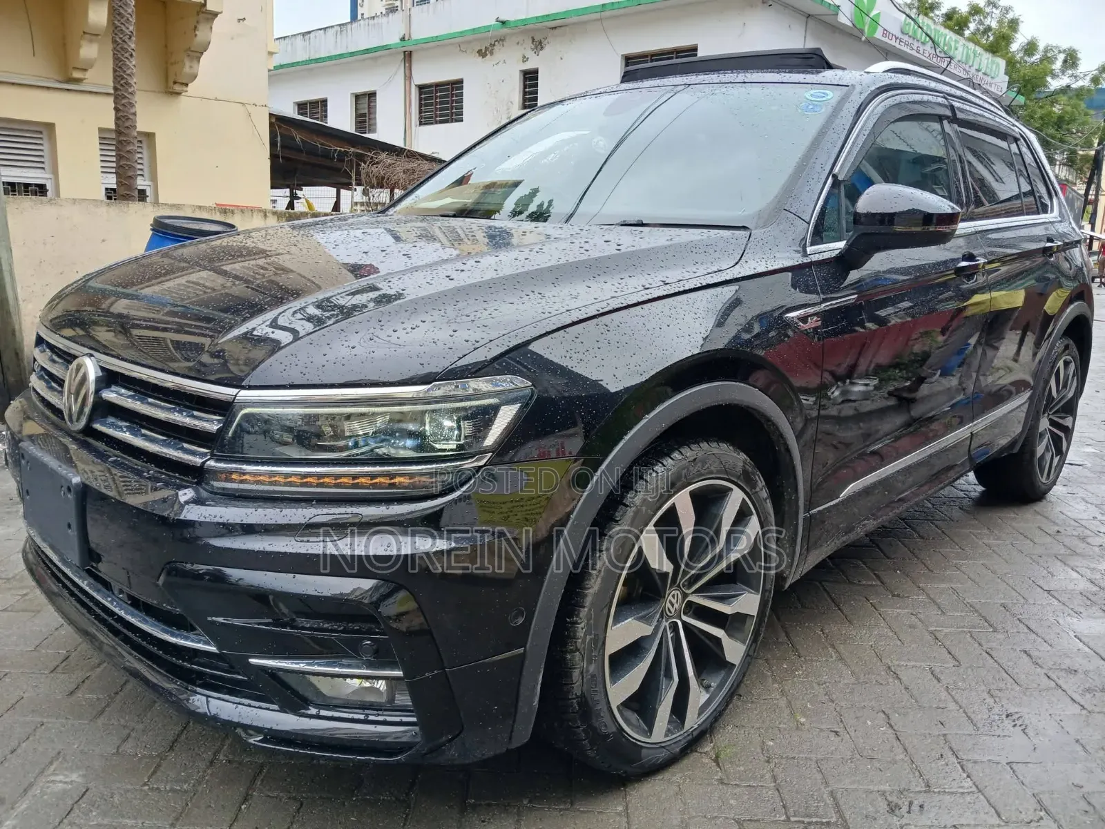 Volkswagen Tiguan 2018 Matt Black