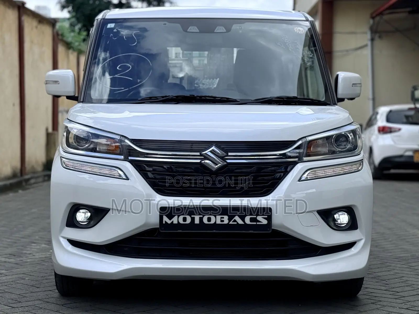 Suzuki Solio 2019 White