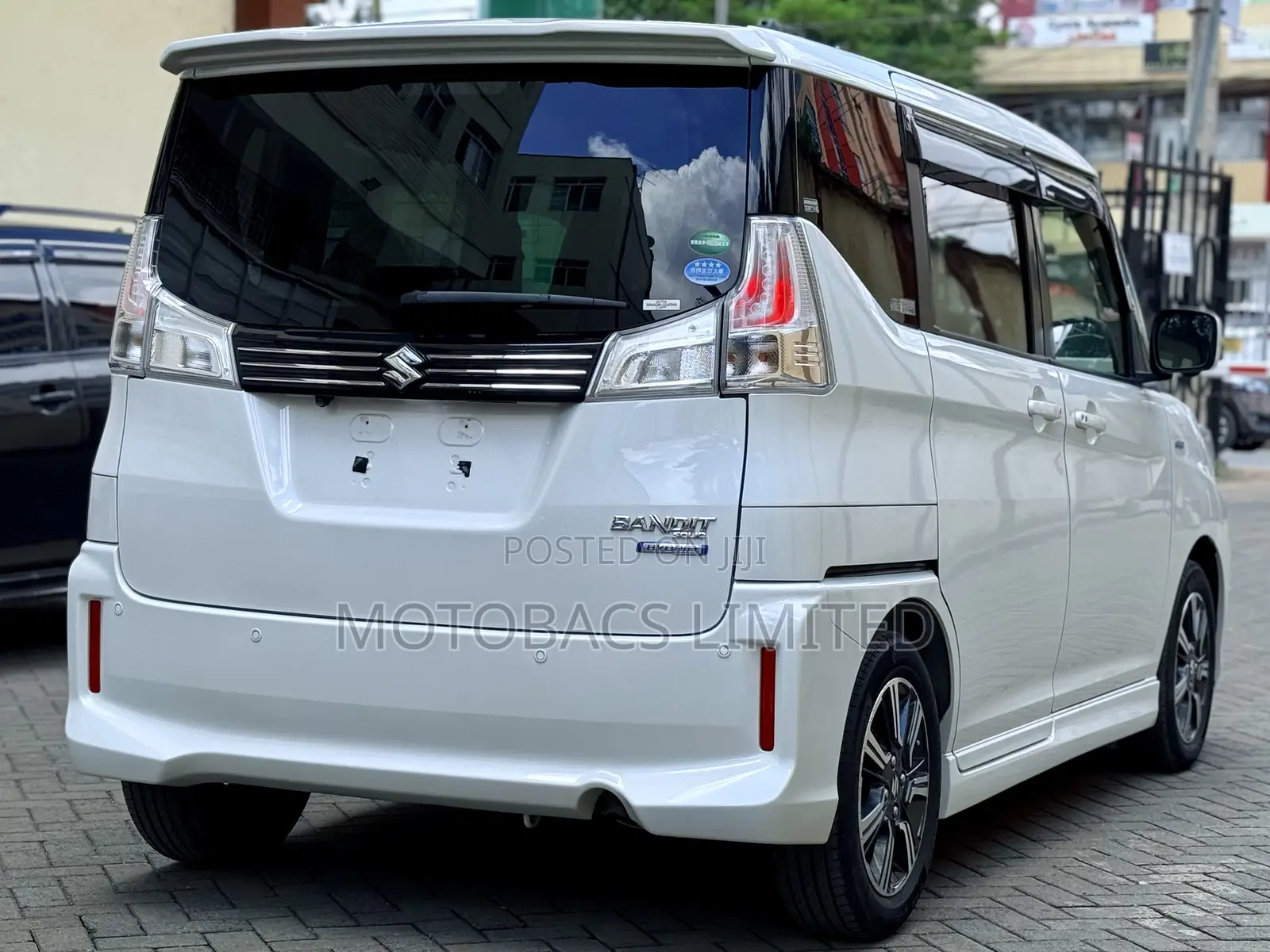 Suzuki Solio 2019 White