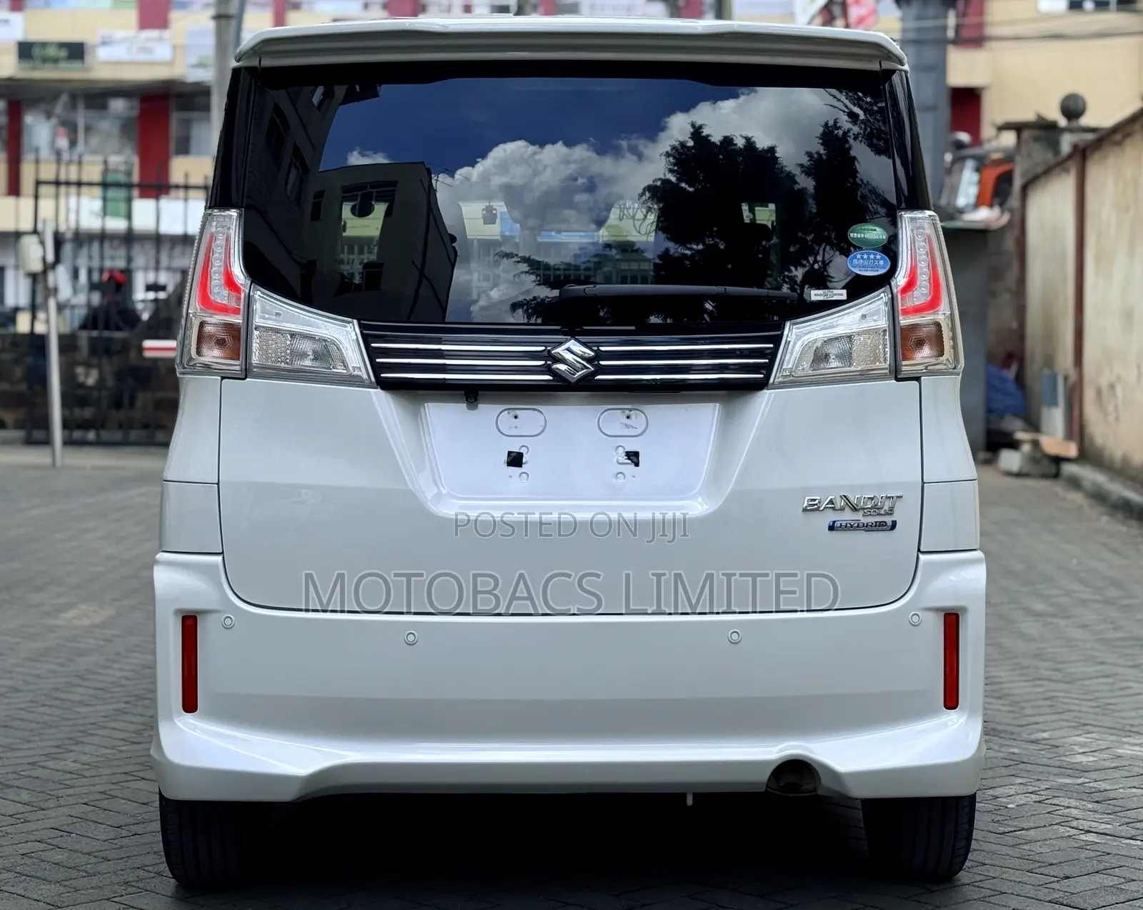 Suzuki Solio 2019 White