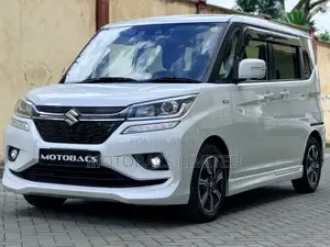 Suzuki Solio 2019 White