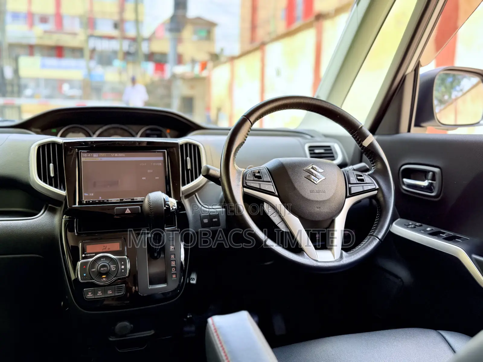Suzuki Solio 2019 White