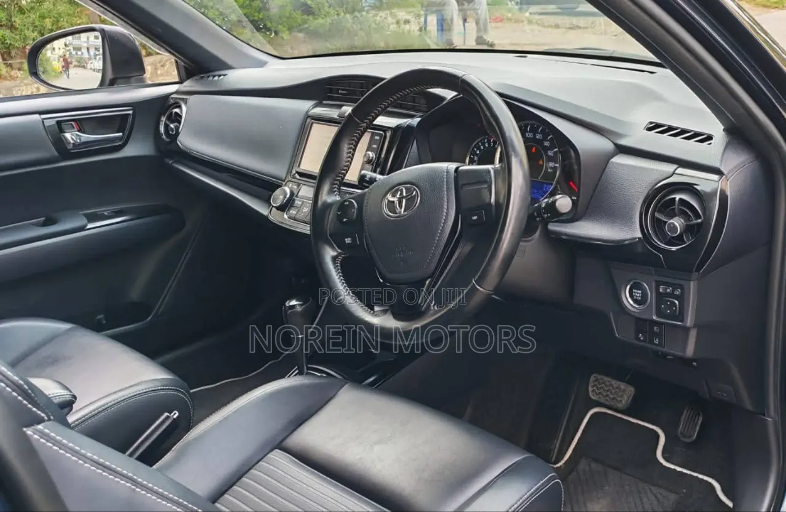 Toyota Corolla Fielder 2017 Blue