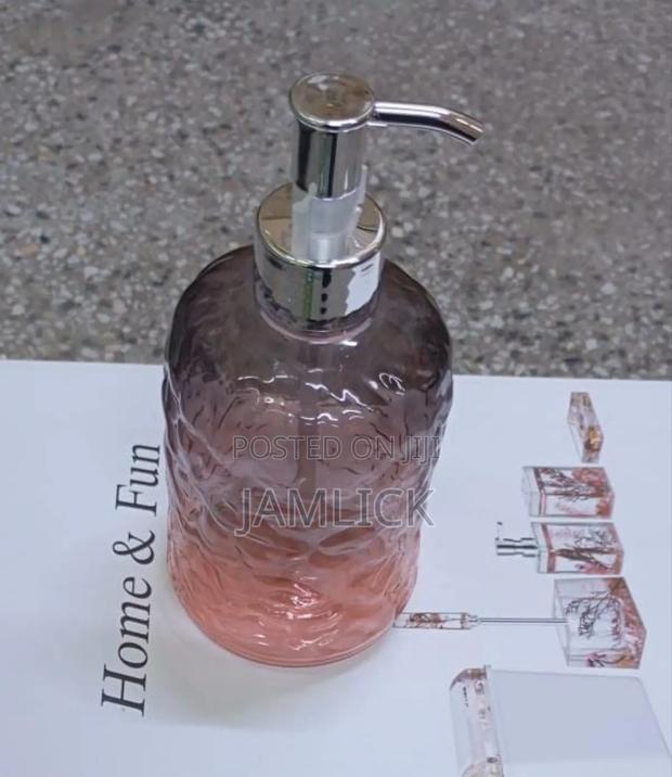 500ml Acrylic Coloured Handwash Dispenser - Bz - thumbnail 2