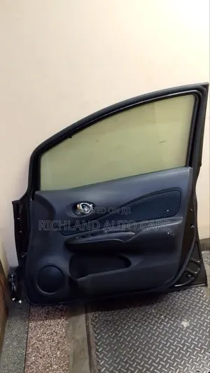 Nissan Note E12 Front Door Right