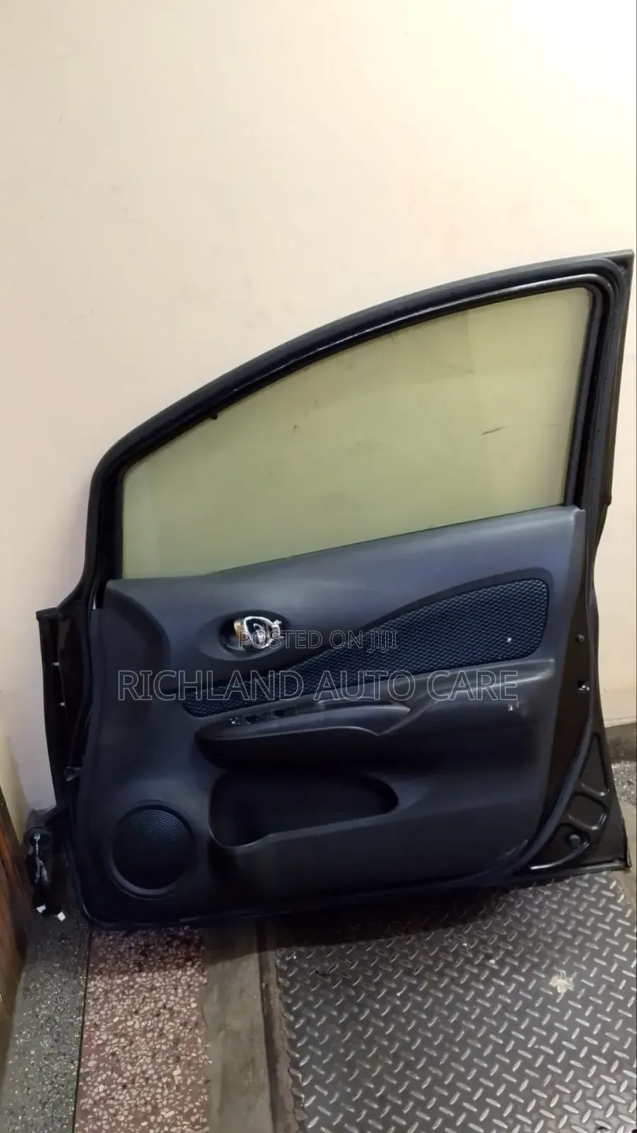 Nissan Note E12 Front Door Right