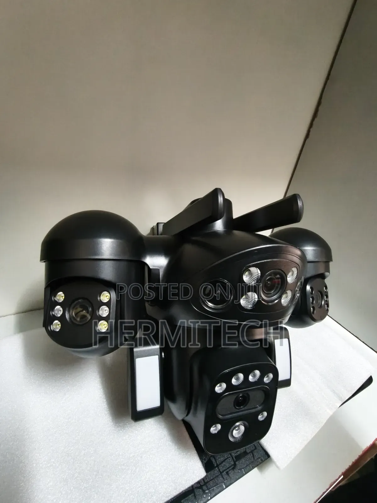 4 Lens Totaling High -Definition 4g Enabled Solar Powered