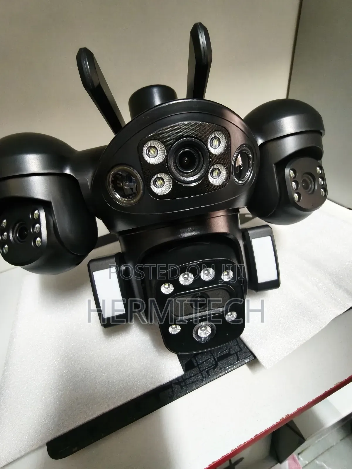 4 Lens Totaling High -Definition 4g Enabled Solar Powered