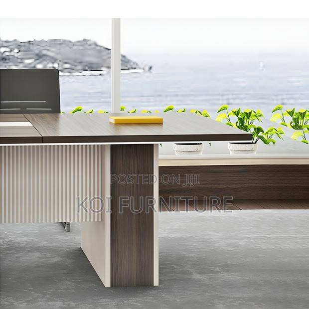 Boardroom Table; 300cm Executive Spacious Boardroom Table - thumbnail 4