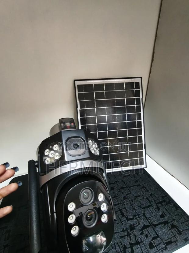 Dual Lens Dual Screens 10x Zoom 4g Support Solar Powered by Sunlight