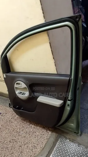 Front Door Toyota Passo Kgc35