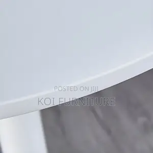 Coffee Table; Round Marble Tulip White Coffee Table