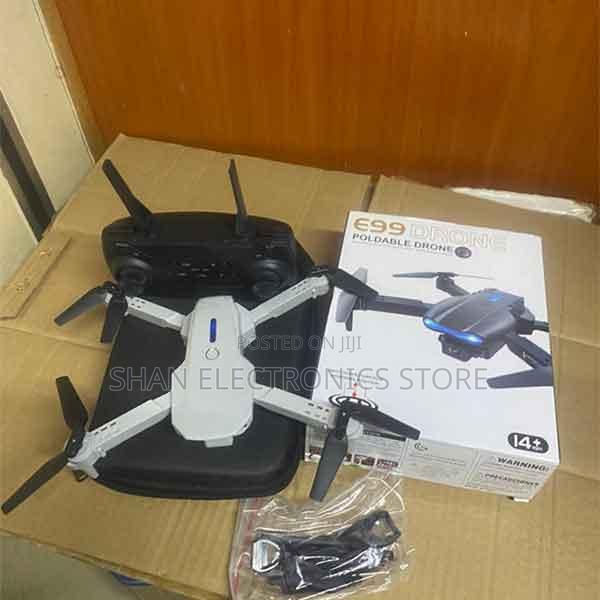 Affordable. E99 Toy Drone for Kids – No Camera Version - main view