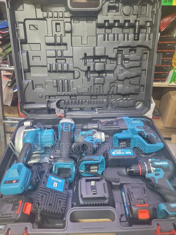 5 in 1 Makita Drill Set - main view