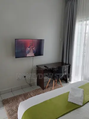 Fully Furnished Studio Apartment at Rio Vista Apartment, Signature Mal