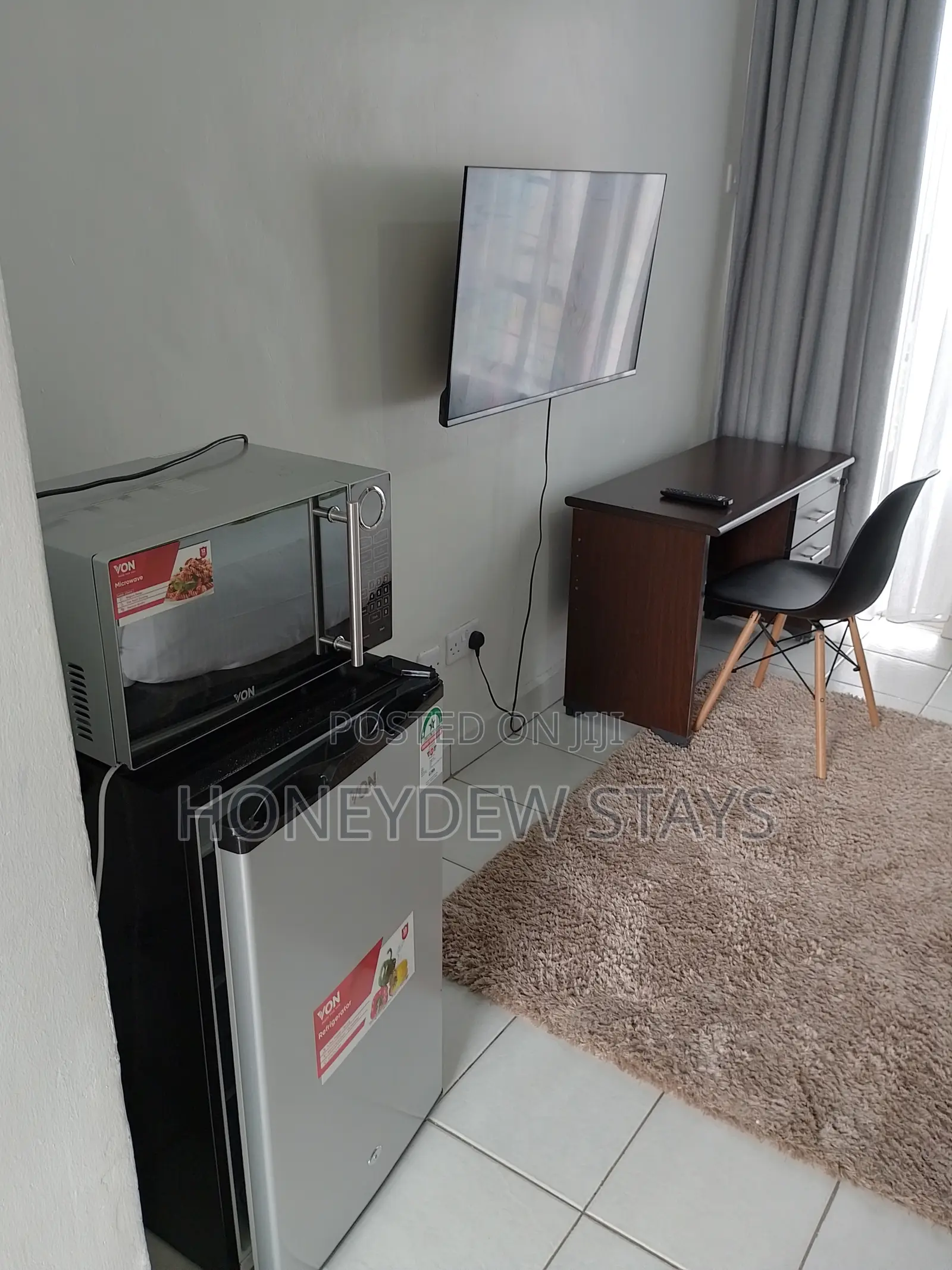 Fully Furnished Studio Apartment at Rio Vista Apartment, Signature Mal