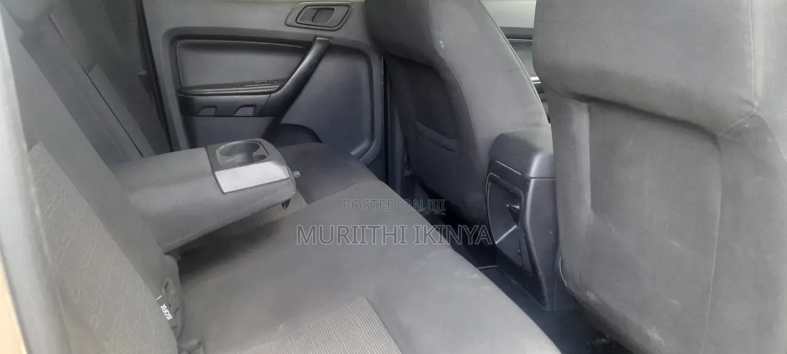 Ford Everest 2021 Gold