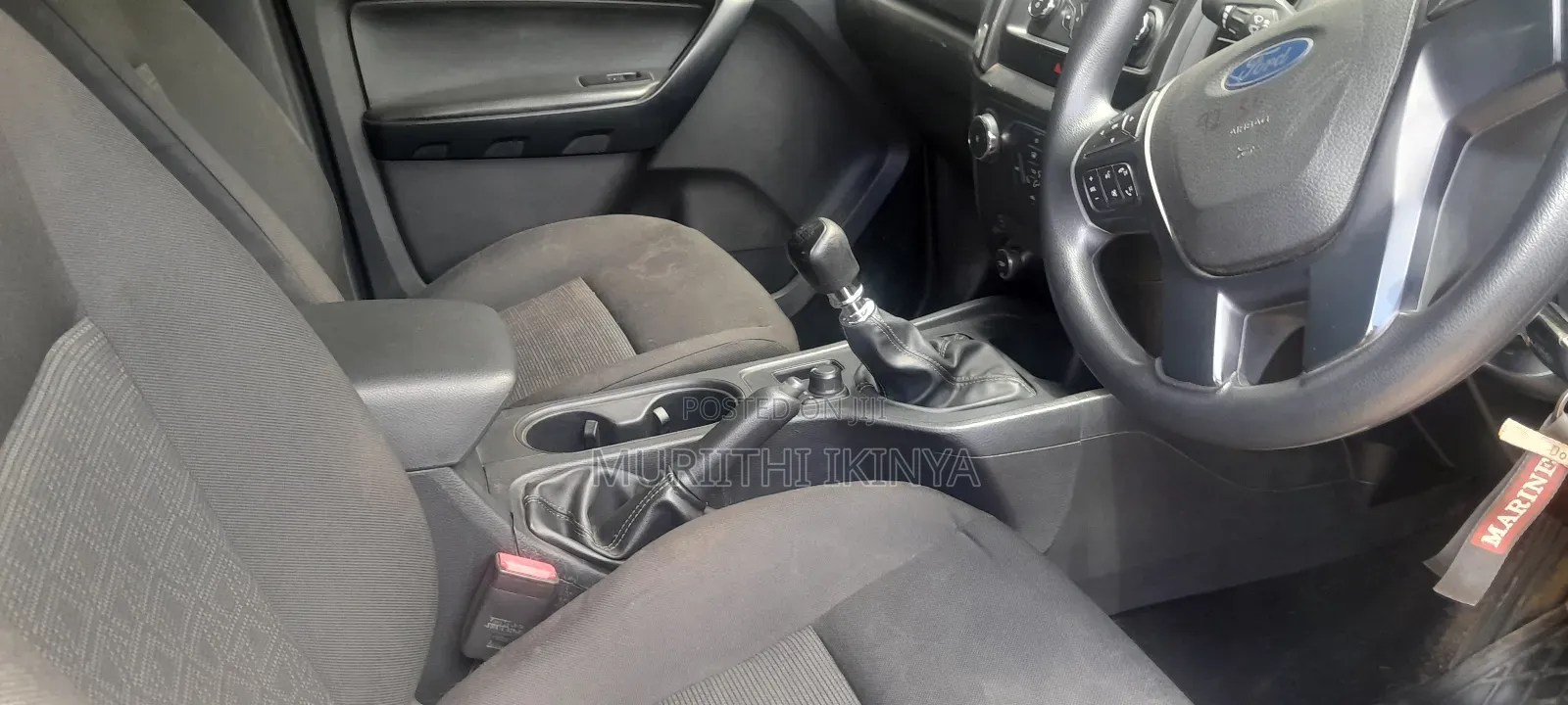 Ford Everest 2021 Gold