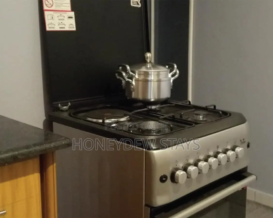Executive Furnished Studio at Rio Vista Near Signature Mall